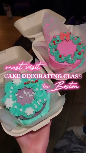 How fun does this cake decorating class look?!🤩 Head to our link in bio to learn more about some of our favorite places to take a cozy culinary class in Boston, whether you're craving pasta making or cake decorating.👨‍🍳#mybostonuncovered 🎥@mass_meatlessfinds 📍@thesugarconnectionbakeshop | Boston Uncovered