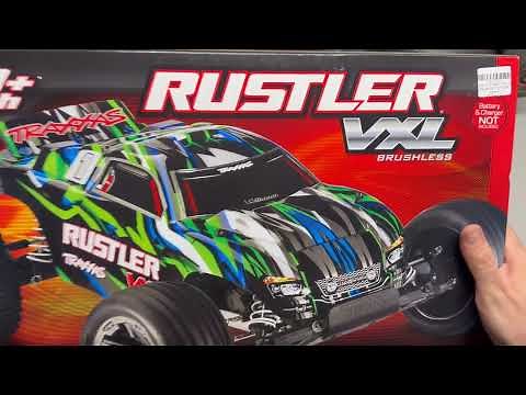 Traxxas Rustler 2wd Unboxing and first drive