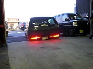 Chevrolet Suburban Slammed on 24inch rims part2