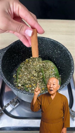 Mix oregano with chamomile flower