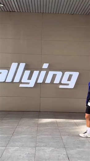 #CapCut Paris pernandes dari pemukul pohon pisang jadi pemilik HSS 🥶🔥@HSS @Paris Pernandes fypシ゚