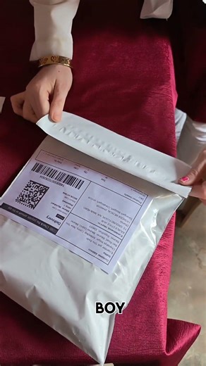 How to pack the product?" #ecommerce #packing #taxinvoice #boxing #products