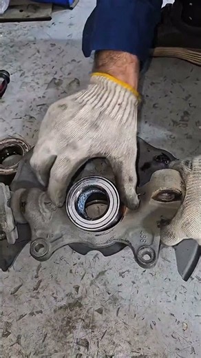 How to Replace a Front Wheel Bearing Step-by-Step #satisfying #mechanic #machine
