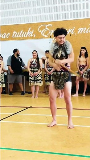MAORI WEAPONS SKILLS DEMONSTRATION