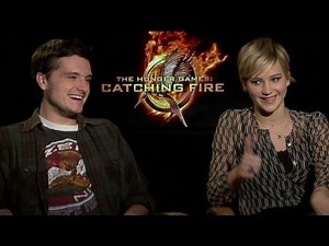 'Catching Fire' stars detail on-screen kiss