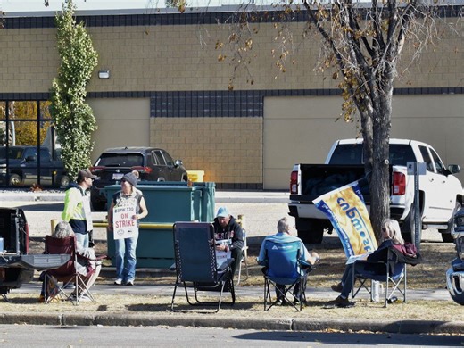FIRST READING: How postal workers lost Canadians
