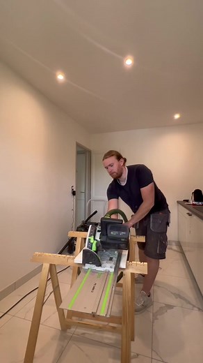 Professional woodworking tools - Festool and Bosch for precise installation
