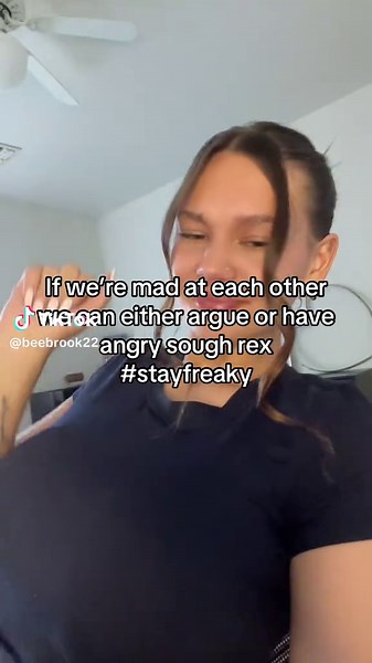 Beebrook (@beebrook22)’s video of rex and elvis