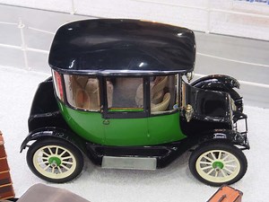 Meet the ‘Detroit Electric,’ a 100-Year-Old EV Coupe Henry Ford’s Wife Steered From the Back Seat