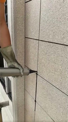 Filling small gaps between tiled walls using grout not cement #shorts #tiling #construction