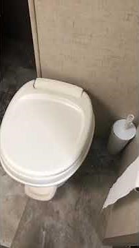 How to remove a camper toilet