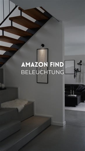 Olga 🖤 HAUS ▪︎ DIY ▪︎ TIPPS on Instagram: "AMAZON FIND | BELEUCHTUNG OHNE KABEL ✨️ Hallo ihr Lieben, ich hatte die Leuchten schon lange auf meiner Liste. Eigentlich wollte ich meine meine Bäume im Wohnzimmer damit beleuchten, aber meine Bilder find ich sogar noch besser. Die kann man aufladen, haben einen Timer, mit Fernbedienung und es gibt drei Farben. Der Akku hält je nachdem bis zu einen Monat und es sind zwei Leuchten dabei. Man kann Scheibe an die Wand schrauben oder kleben, ich habe die 