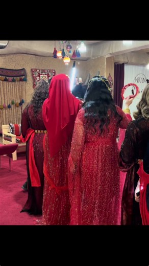 Henna Night Outfits and Dress Ideas for Celebration