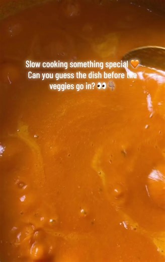 Slow Cooking Delicious Nigerian Dishes in Lagos