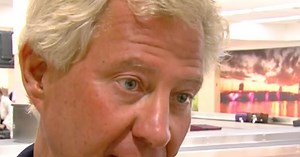 Florida man escorted off flight for taking video