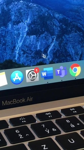 What color r u set?🎨🖥📂 #macbook #colors #macbooktrick #changecolors #apple #darkmode #fyp #foryourpage #settings #favcolor