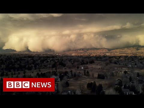 Dust storms and tornadoes hit the US Midwest - BBC News