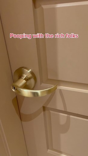 Luxurious Bathroom Tour at Resorts World