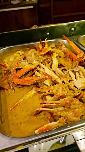 Midnight buffet at Ramada Colombo Episode 10 | Favourite Dishes Series Midnight buffet #review #foodreview #food #trending #srilankan #srilankan_tik_tok🇱🇰 #fyp #latenightcravings #srilanka #midnight #midnightbuffet #buffet