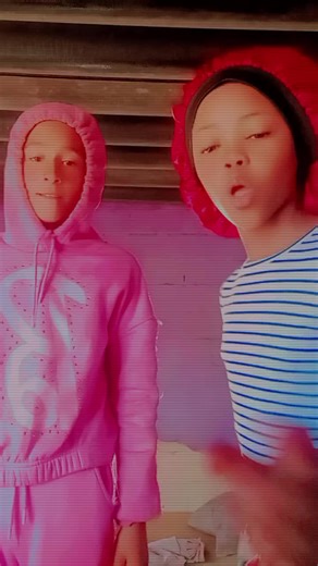 Zenobia Basson (@zenobia.basson)’s videos with original sound - RUSH MA GRAPES