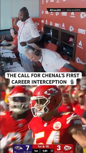 Leo Chenal's first career interception was insane 🤯