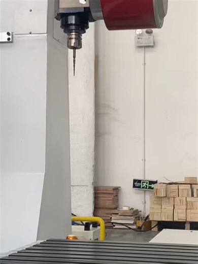 Revolutionary 5-Axis CNC Router with Automatic Tool Setting