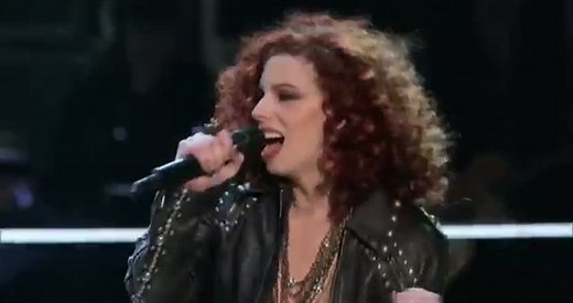 The Voice USA 2012 Avery Wilson vs Chevonne Titanium
