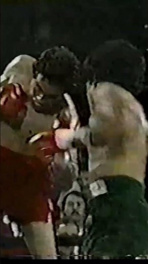 Awesome!!! Boxing Classics - Bobby Chacon vs Bazooka Limon 4 - 1982 Subscribe