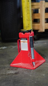Stability you can trust. 🔒 Our 1522A 22 Ton Pin Type Jack Stands are built tough with a heavy-duty four-leg steel base and thick support tube for maximum strength. [1522A] Shop Now: https://sunextools.com/products/22-ton-pin-type-jack-stands-pair | SUNEX Tools