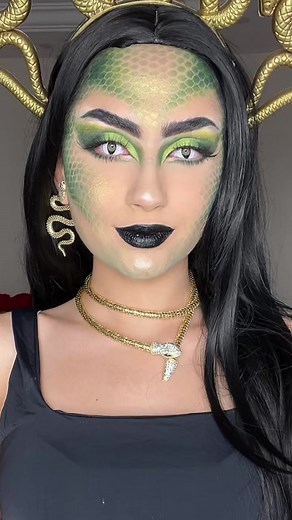 #makeupbybatoul #ammanjordan🇯🇴 #halloween2022 #medusa #ثعبان #snakelook #beautyconcepts #beautydictionary #halloweenmakeup #halloween2022