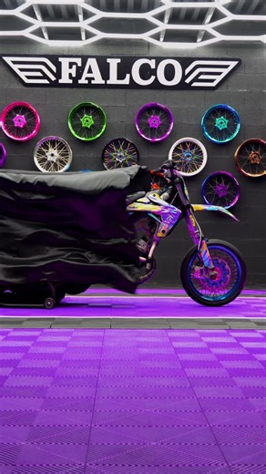 Mrteyy Bike’s 🥶 on Instagram: "KING IS BACK 🦁 @falco_racing 🛞 @leather_guy_127 🪡 @urproduct_officiel 🇫🇷 @krm_pro_ride 🇫🇷 @jeb_performance 🧰 - Mécanique générale @jeb_performance 🧰 - Housse de selle : @leather_guy_127 🇫🇷 CODE : « mrteyy10 » 📉 - Kit Déco : @falco_racing CODE : « mrteyy10 » 📉 - Pièce moteur : @maxiscoot_officiel 🟢 CODE « MRTEYY5 » 📉 - Pièce 3D : @urproduct_officiel 📐 CODE : « mrteyy10 » 📉 - Pièce performance / esthétique : @krm_pro_ride 💨 CODE : « MRTEYY10 » 📉 �