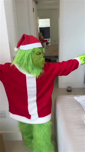 Transformando Lorenzo no Grinch: o Medo do Natal