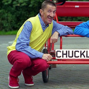 Here’s to you, Barry Chuckle. bbc.in/2M21Mko | BBC News