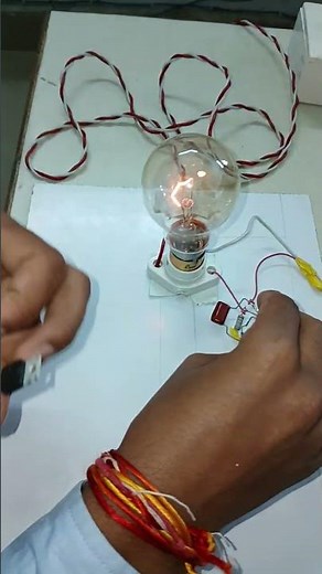 Lamp Dimmer using BT136 TRIAC ⚡ Easy Brightness Control