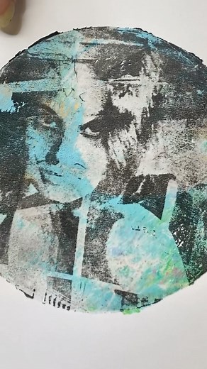 Circle Monotype | I typically do #gelliplateprinting with black and white laser prints but I had this color laser print sitting around. It is my photos that I am using as a reference for my larger year long painting. I was shocked at how well it turned out @gelliarts #monotype | Jessica at Bluelavaart