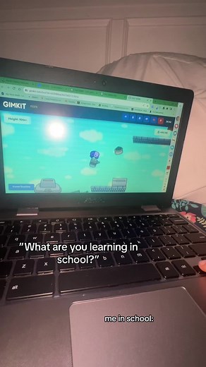 Dont look down! #gimkit #fyp #fypシ゚viral #foryoupage #delusional #fyp #foryoupageofficiall #hapara #school #foryourpage