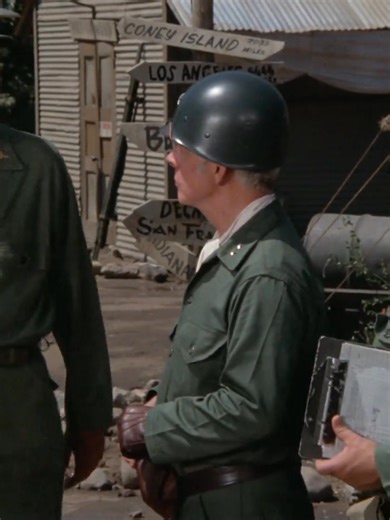 44K views · 1.2K reactions | Best scene from M*A*S*H 4077 - Comedy of War 70-80s #MASH #mash4077 #4077 #War #WWI #oldwar #Comedy | Join us: https://www.facebook.com/groups/772465791028529 . | MASH Full Episodes | Facebook