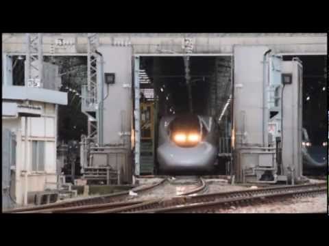 【日本車輌洗滌機】 新幹線洗車機、洗浄機