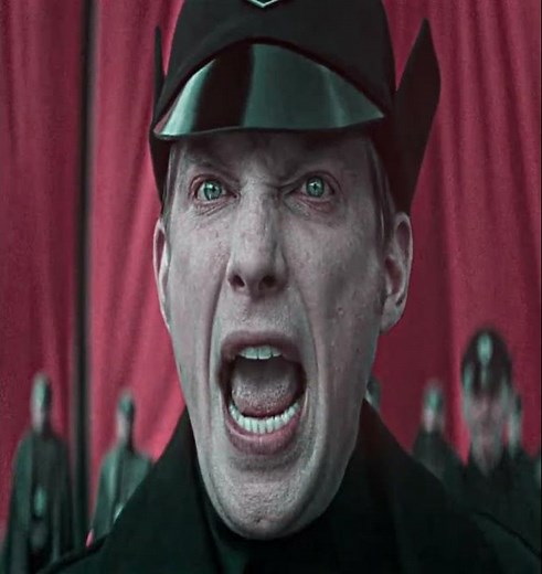 "General Hux’s Most Savage Moment 🔥 | Star Wars Shorts"