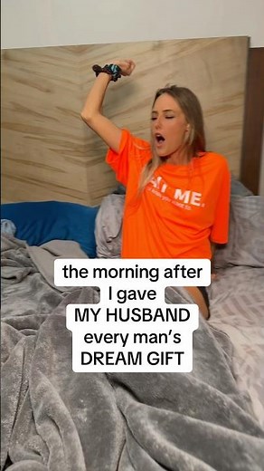 what’s your dream gift? 🩷🩵🩷 #throuple #polyamory #triad #myhusbandsgirlfriend