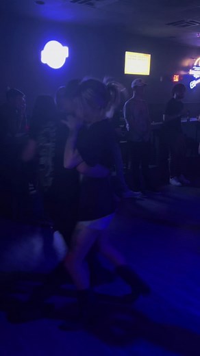 Learning a lil #twostep but we goof off too much in our videos😂 #joyland #neckdip #idek