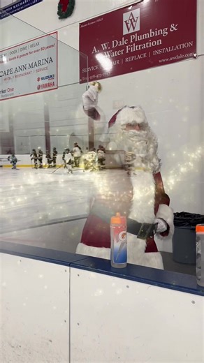 Squirt 3 and 4 had Races, sleigh rides, Christmas music, SANTA and a scrimmage against coaches. What could be better?! 🎅🏼 🛷 | Cape Ann Youth Hockey