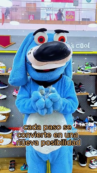 🎥 ¡Fito te guía en esta misión de estilo y confort! Descubre con nuestra mascota los beneficios de la nueva colección deportiva escolar: tecnología, ergonomía y calidad para todos los pasos. 🛒 Mira el video completo y conoce más en 👉 www.springstep.com o visita nuestras tiendas. #escolar #uniforme #niños #colegio #zapatos #tenis