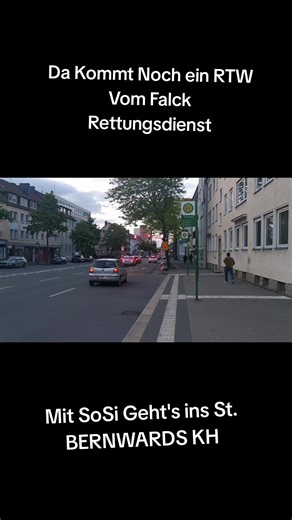 RTW Einsatzfahrt vom Falck Rettungsdienst