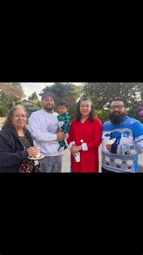 So much joy at our annual holiday gathering at Delphi Academy! Parents, teachers, and students celebrating together makes this season extra special. Wishing everyone a beautiful holiday season 💚❤️ | Delphi Academy of Los Angeles