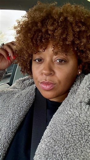 I refresh my curls just twice a year and it always feels like a reset. Lighter, healthier, and ready to move into 2026 without dead ends from 2025. Making room for all that is new. 🌺 Thank you @joemiguel_ for always taking such good care of my hair! #momcontent #healthyhair #4bhair #4bhairstyles #blackhaircare #curlsforthegirls | Millennial Mamma