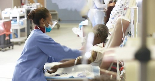 8 Activities to Try During Dialysis