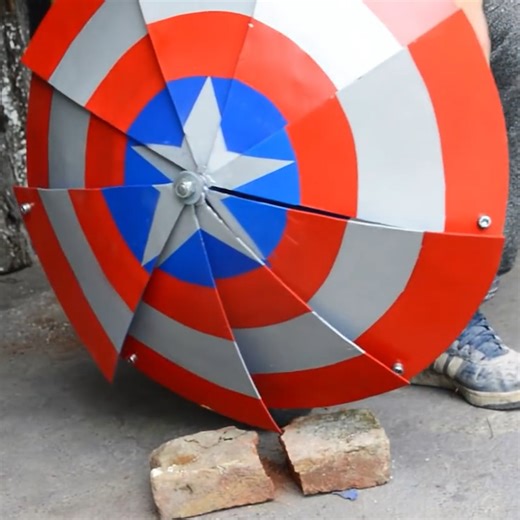 647K views · 1.1K reactions | DIY Folding Captain America Shield | DIY & Crafts | Facebook