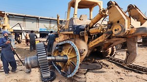 1.6M views · 19K reactions | How to Repair Komatsu D355 Final Drive || Part-I | Technology XYZ | Facebook