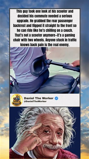 SCOOTER BACKREST BECOMES GAMING CHAIR